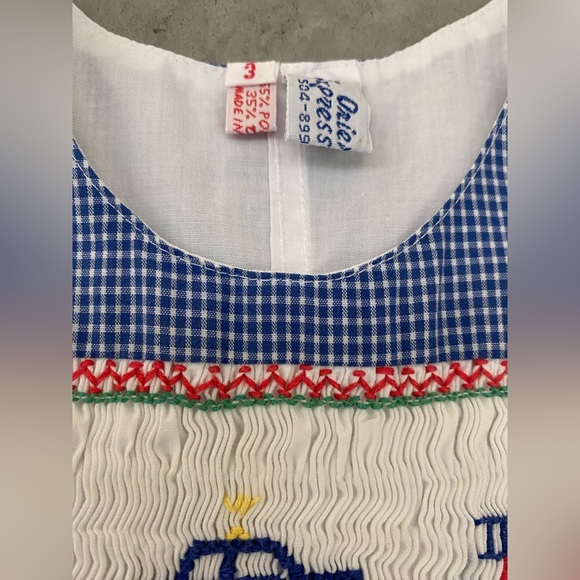 🚒 Smocked Romper 3T - Picture 3 of 6